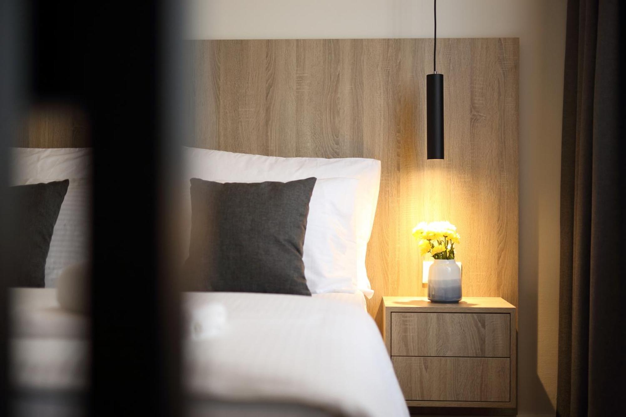 Hestia - Romvis 9 Aparthotel Athens Ngoại thất bức ảnh